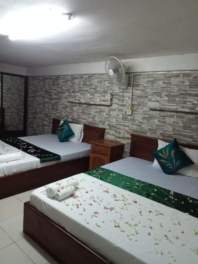 White River Guesthouse Phnom Penh Esterno foto