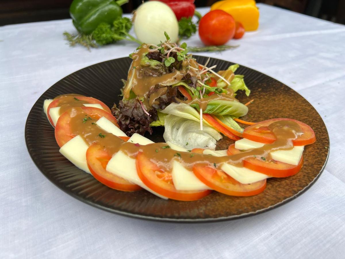 White River Guesthouse Phnom Penh Esterno foto
